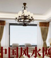 镇江卧室镜面吊顶影响夫妻财运？
